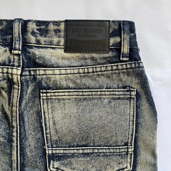Lion Dynasty Boy’s Slim Distressed Denim Shorts Size 16 - Picture 5 of 6
